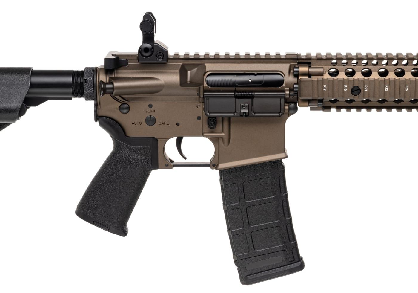 Cyma DD M4 12 Inch Platinum Series Black / Dark Earth AEG