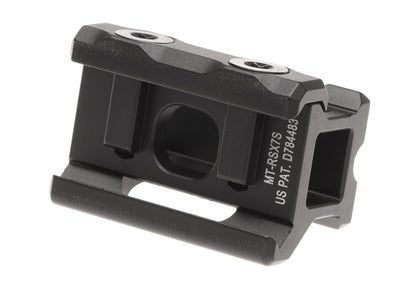 Leapers Universal Super Slim Riser Mount 3 Slot 0.75' Black