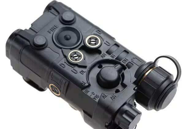 WADSN L-3 NGAL Illuminator / laser module Green + Red + IR Black