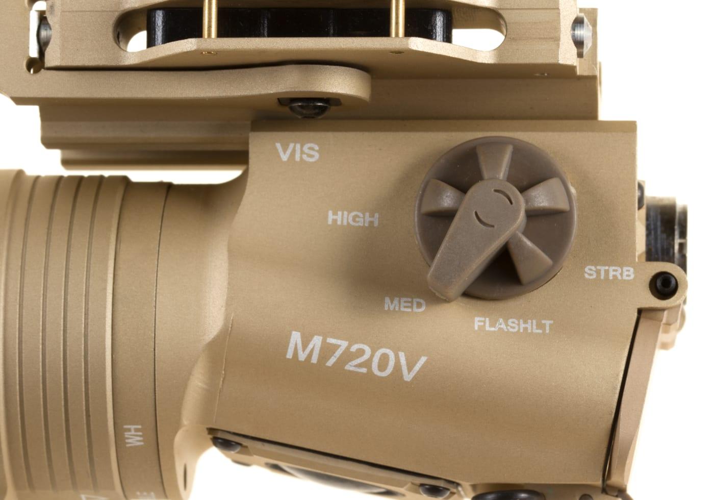 FMA M720V Weapon Light Dark Earth