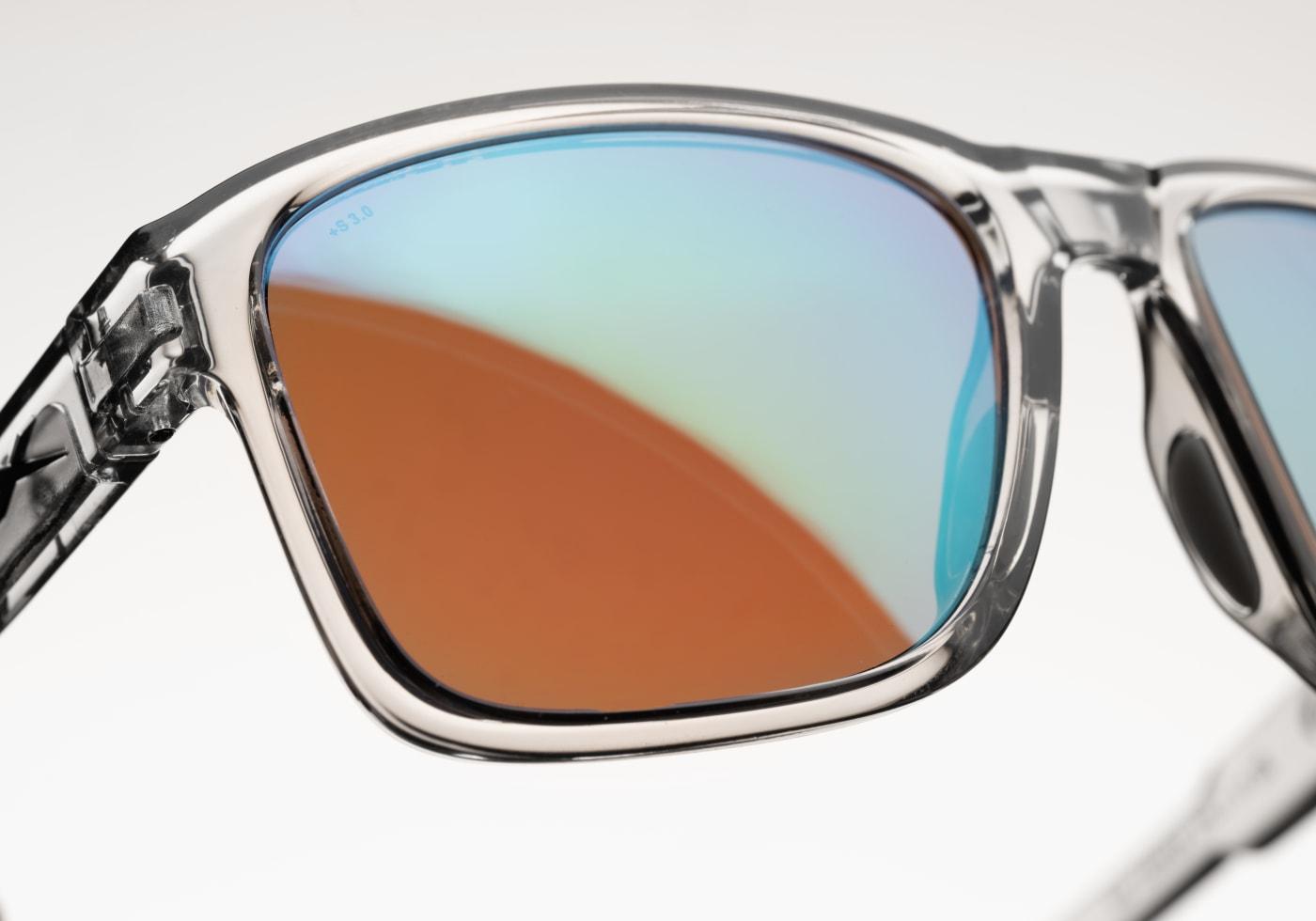 Wiley X WX Trek Captivate Polarized Green Mirror Grey